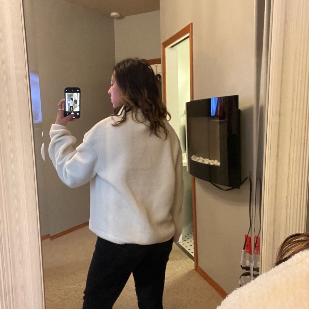 Sweater - Picture 2 of 3